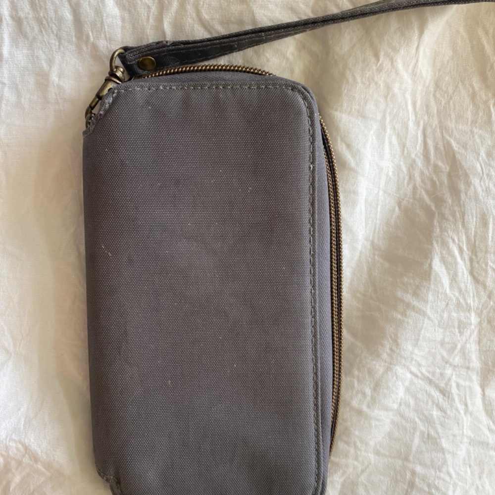 Wristlet - Picture 3 of 3